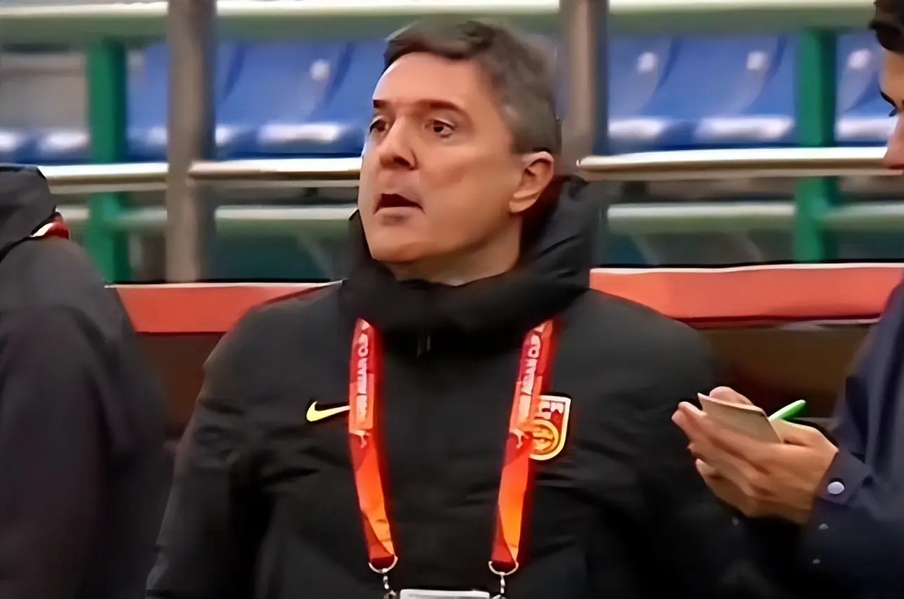 OyCgW, 员能踢传控, 教头将在 OyCgW, 员能踢传控, 教头将在